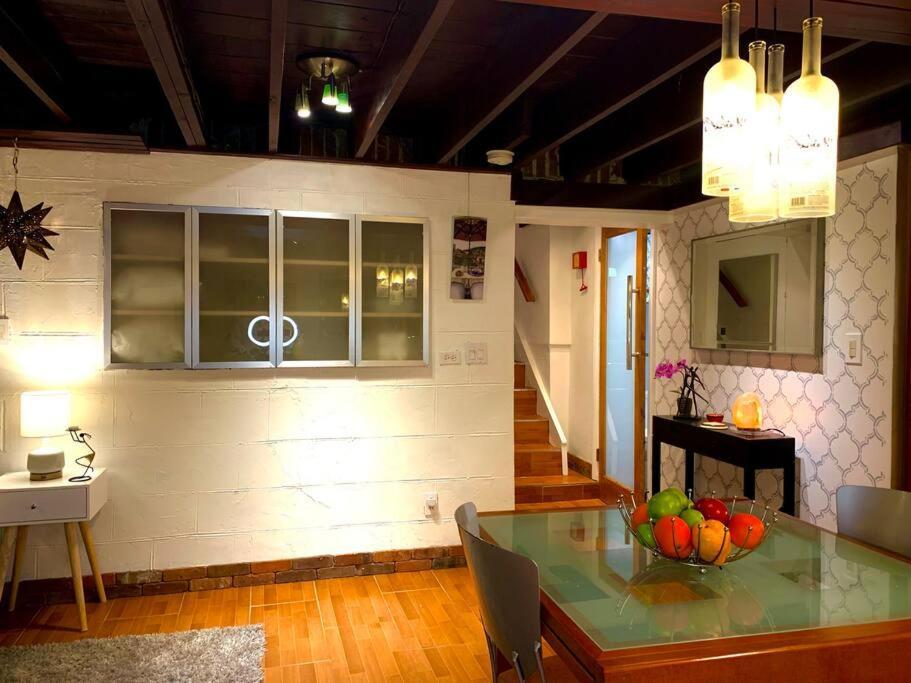 Live In This Iconic East Side Lower Level Unit Providence Exteriér fotografie